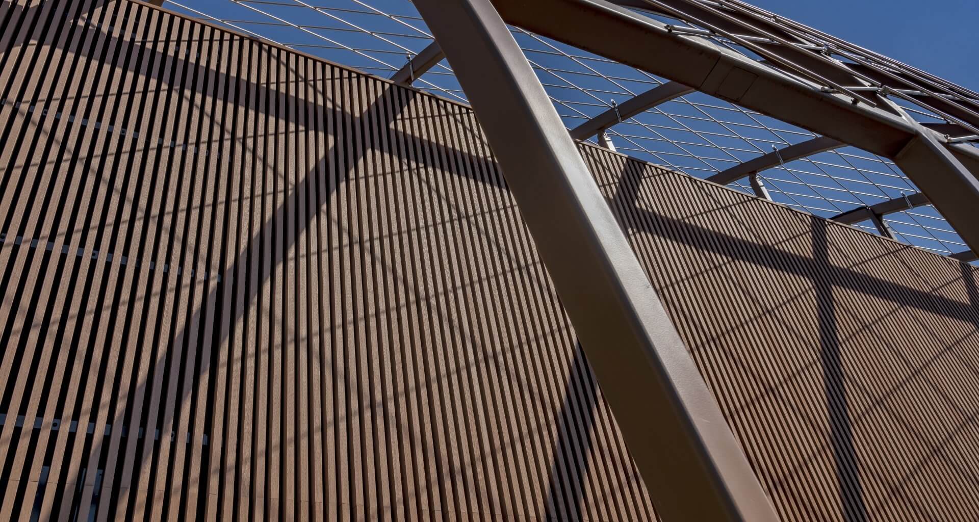 porte-de-versailles-facade-louver-parc-des-expositions-museum-exposition-culture