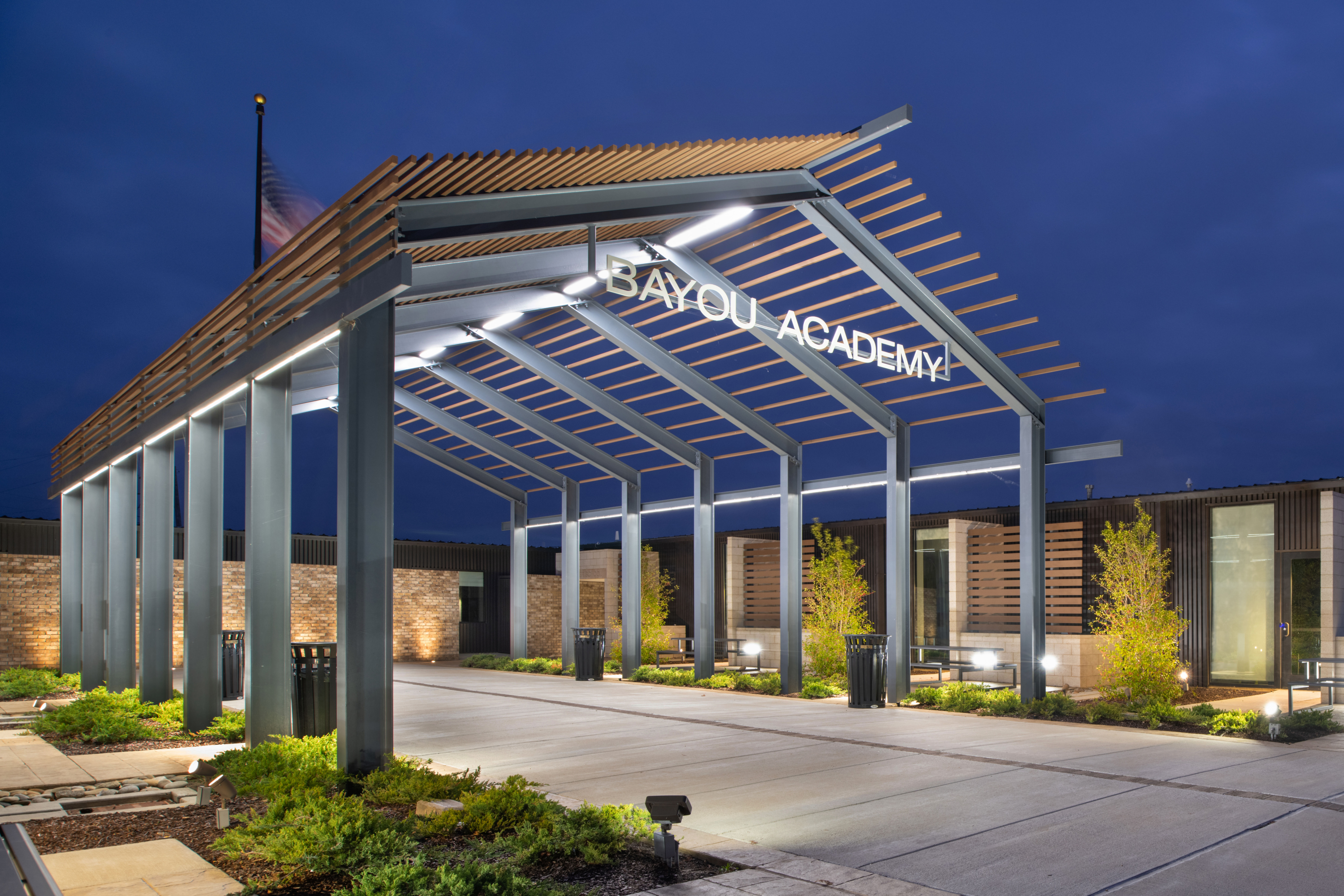 Wohngebäude_Offene Fassadenverkleidung - verti._Wohnhaus