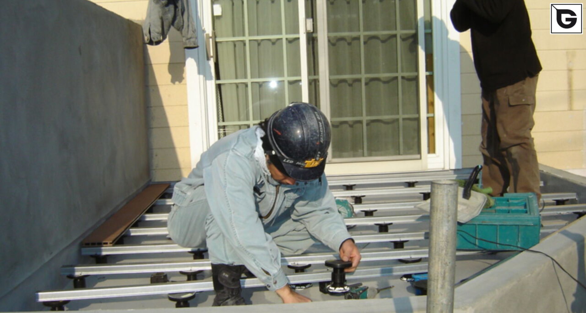 Assembly
 Decking 8524