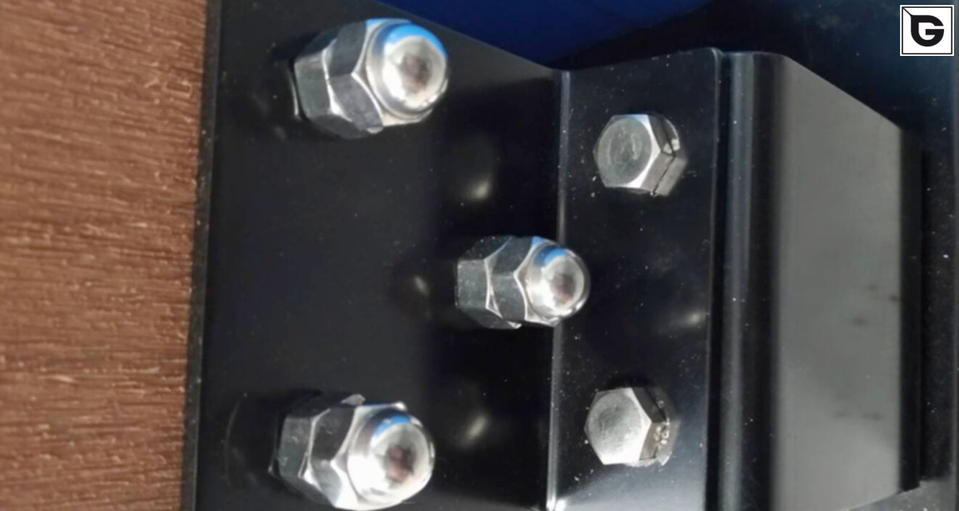 Fastener for 
 Planeo Bracket