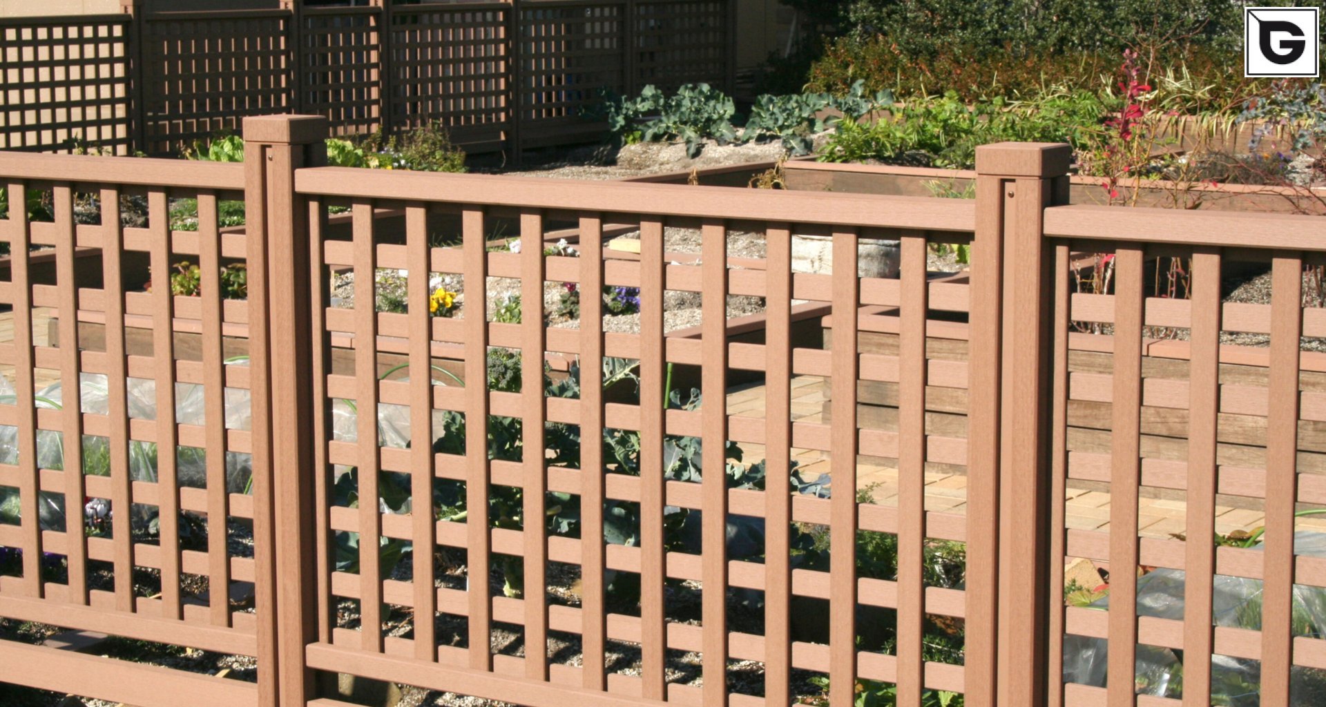 Einrichtungen_Zäune, Mauer, Portal_Einkaufszentrum