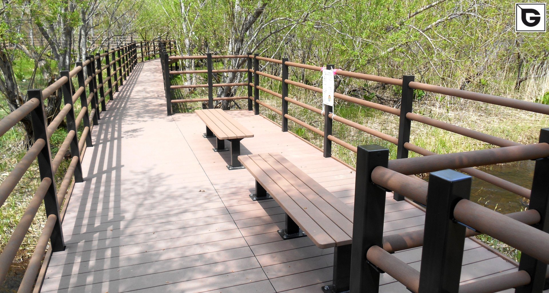 Einrichtungen_Brücken, Rampen, Gehweg_Am Wasser entlang