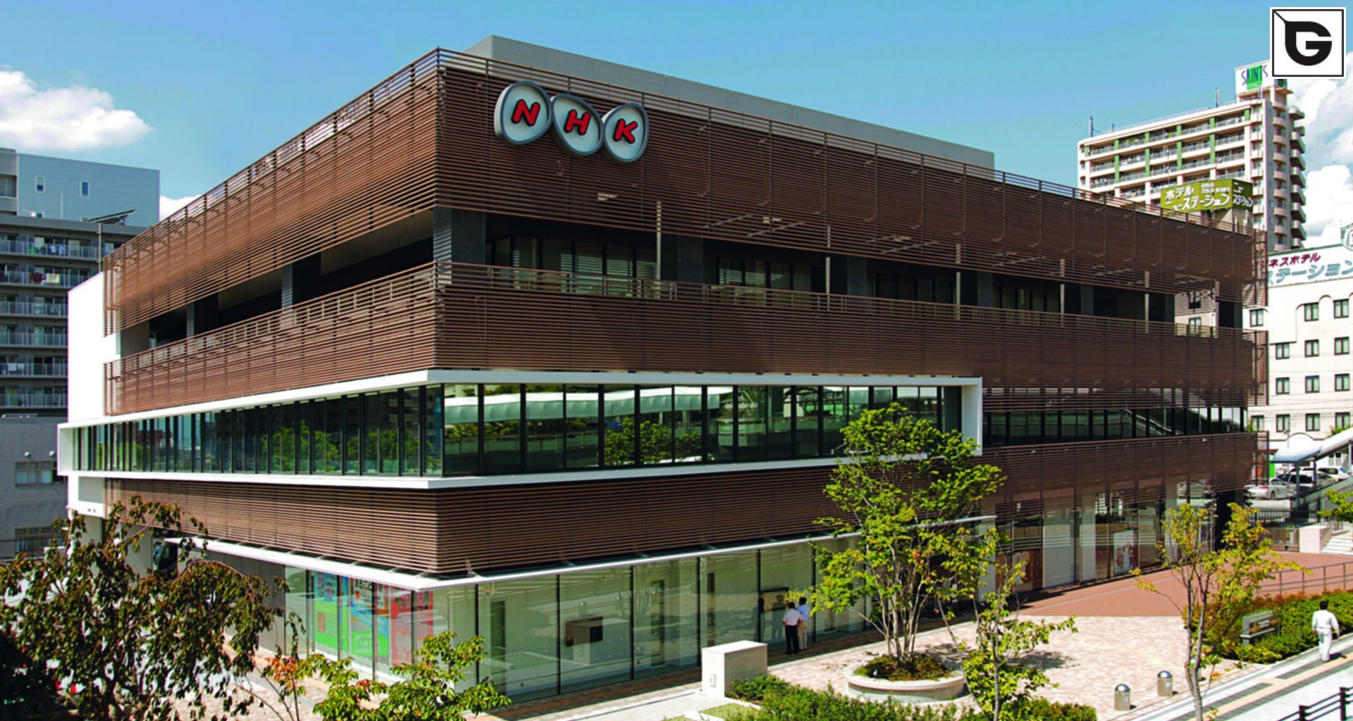 Verwaltungsgebäude_Horizontal Sonnenschutz, jalousien_Büros