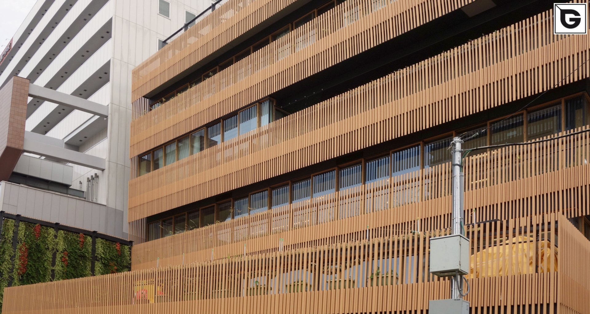 Verwaltungsgebäude_Geländer_Büros