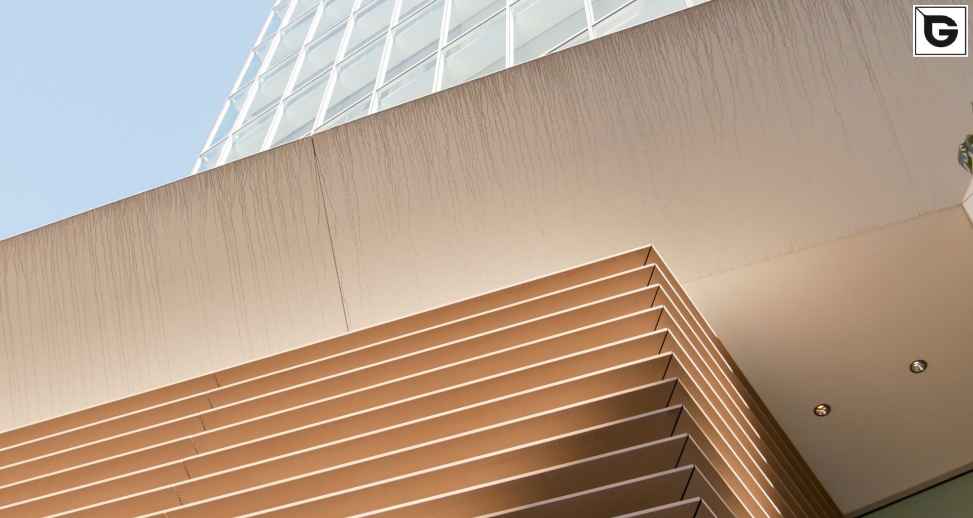 Verwaltungsgebäude_Horizontal Sonnenschutz, jalousien_Büros