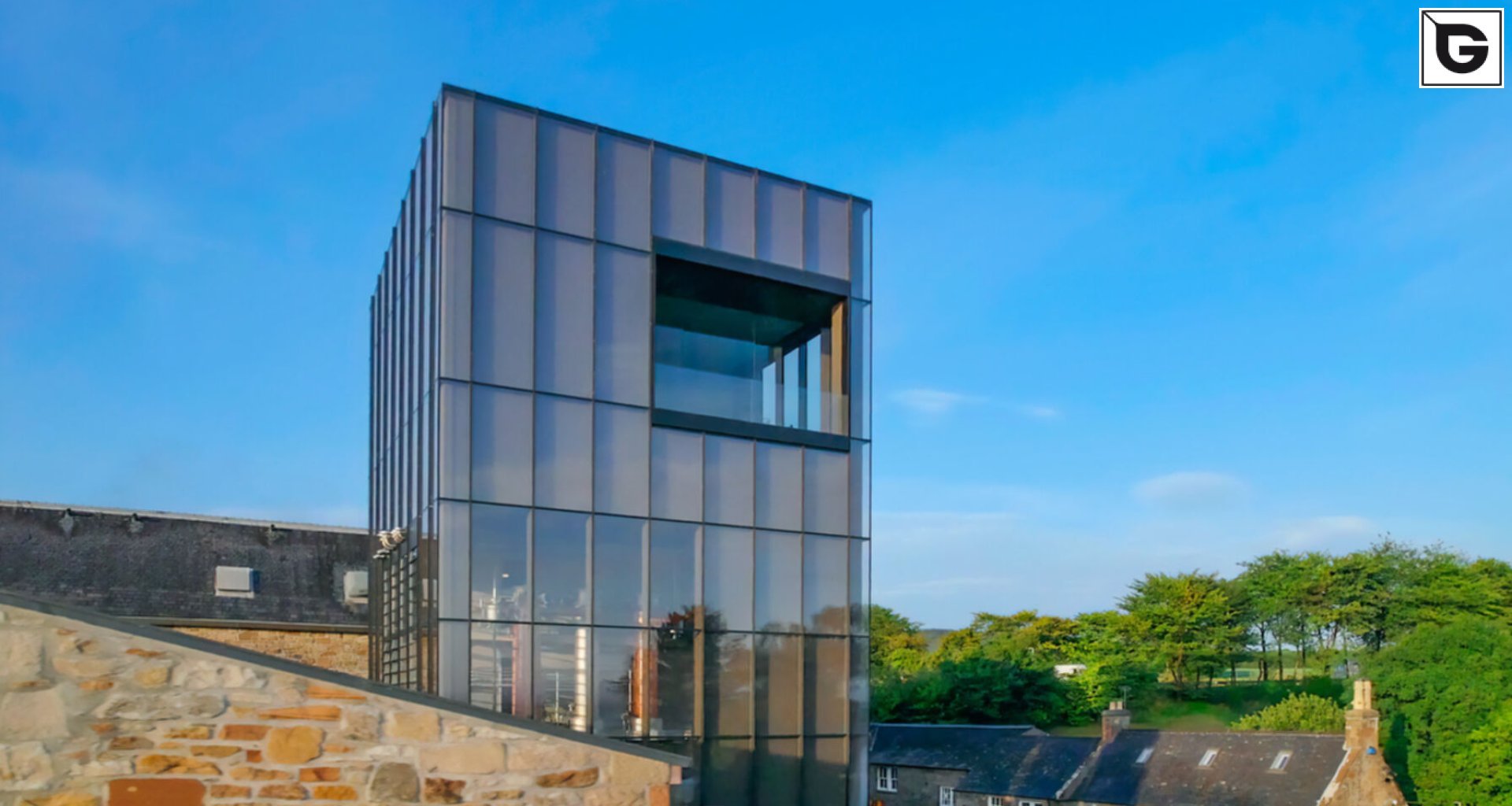 Wohngebäude_Geländer_Wohnhaus