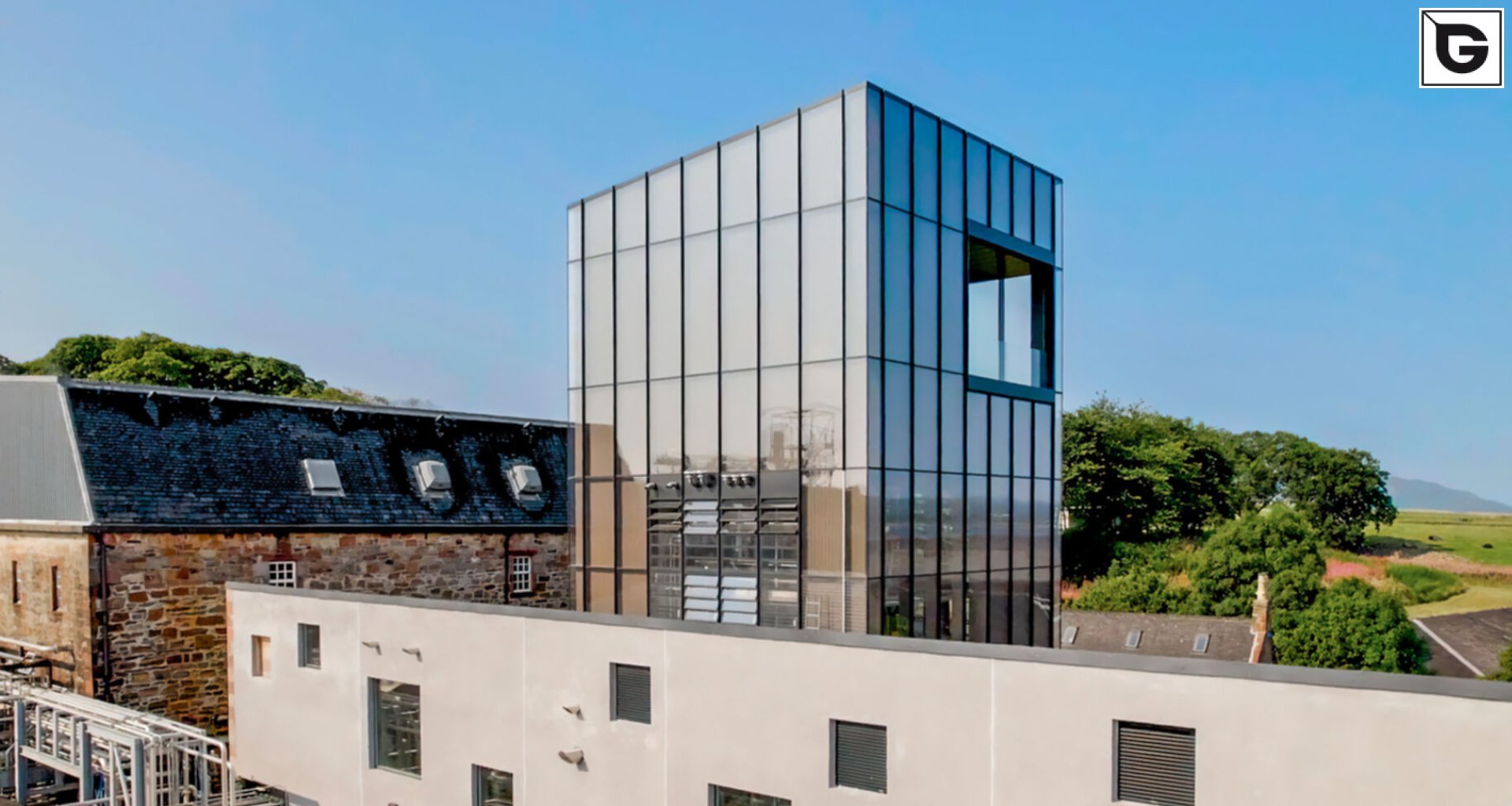 Wohngebäude_Geländer_Wohnhaus