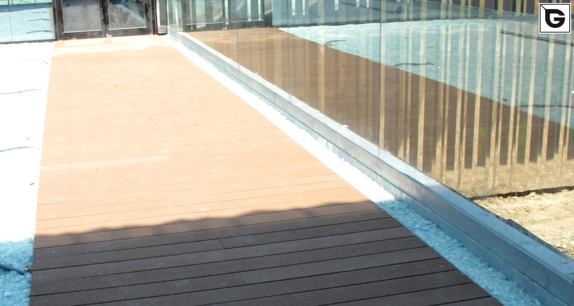 Wohngebäude_Dachanlage, Balk., Laufgang_Wohnhaus