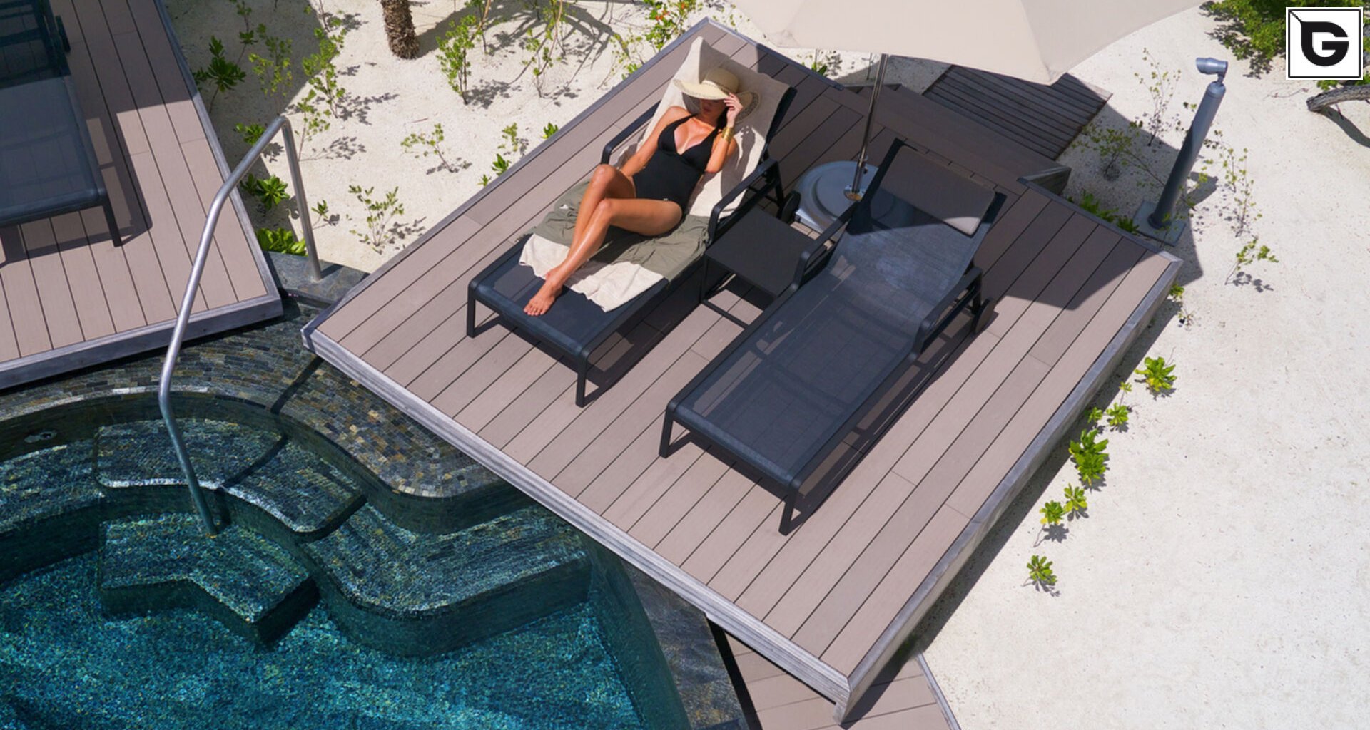 Restaurant und Hotelgewerbe_Schwimmbad deck_Vorzeigeprojekte - WPC holz 