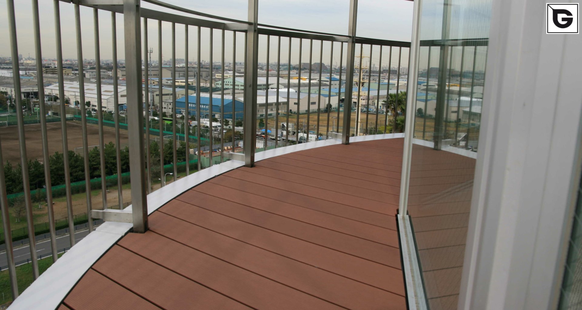 Restaurant und Hotelgewerbe_Dachanlage, Balk., Laufgang_Hotel