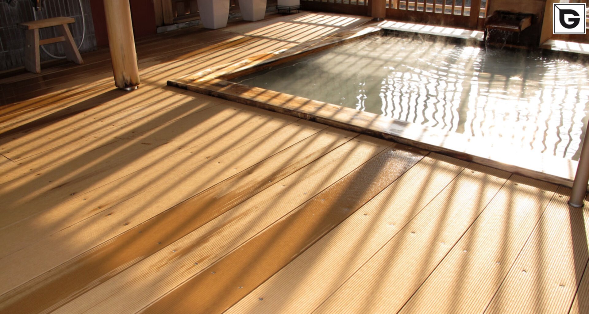 Restaurant und Hotelgewerbe_Schwimmbad deck_Hotel