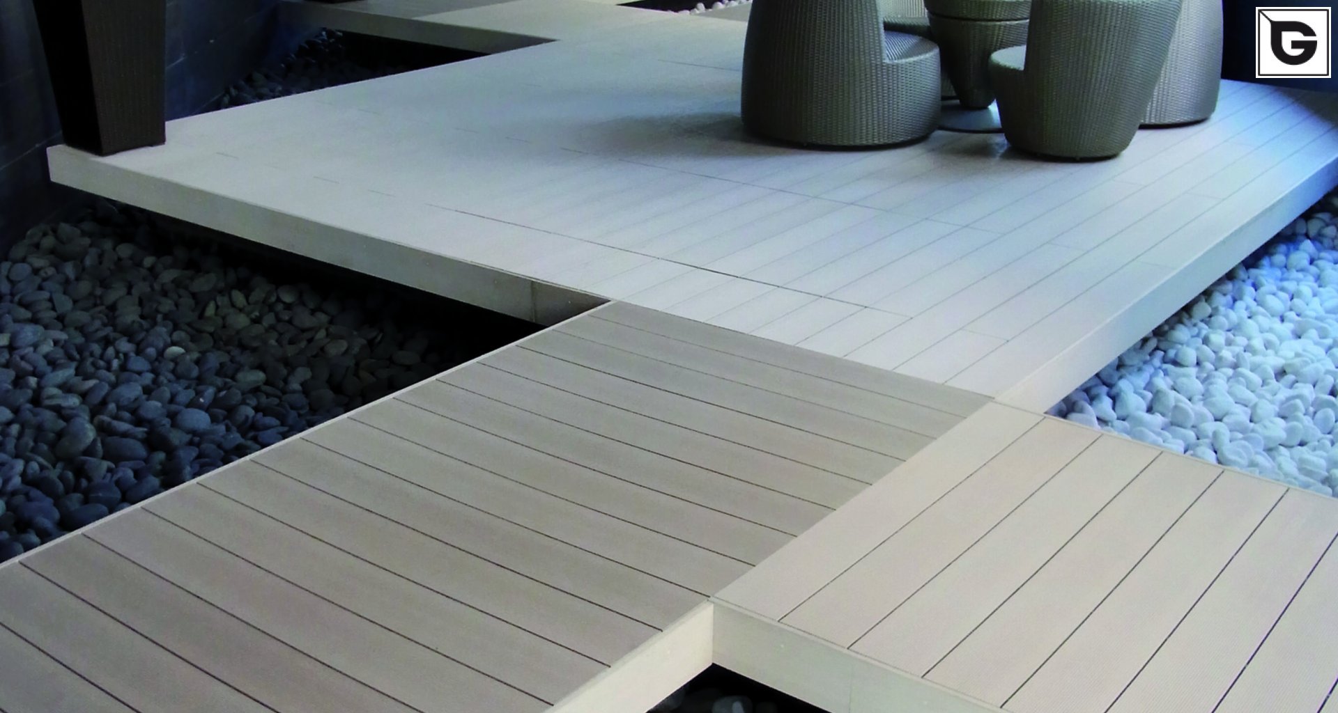 Restaurant und Hotelgewerbe_Schwimmbad deck_Hotel