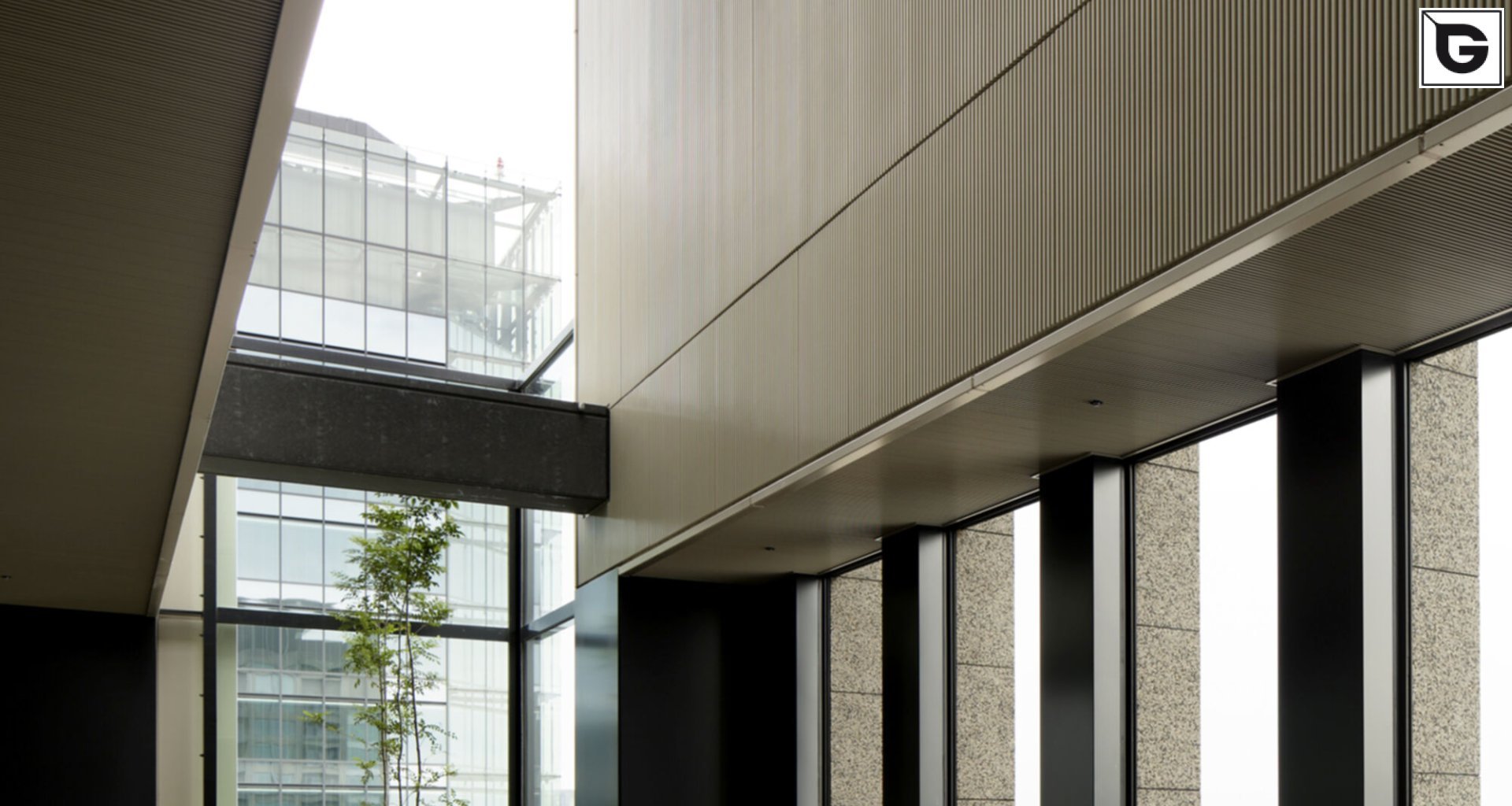 Restaurant und Hotelgewerbe_Dachanlage, Balk., Laufgang_Hotel