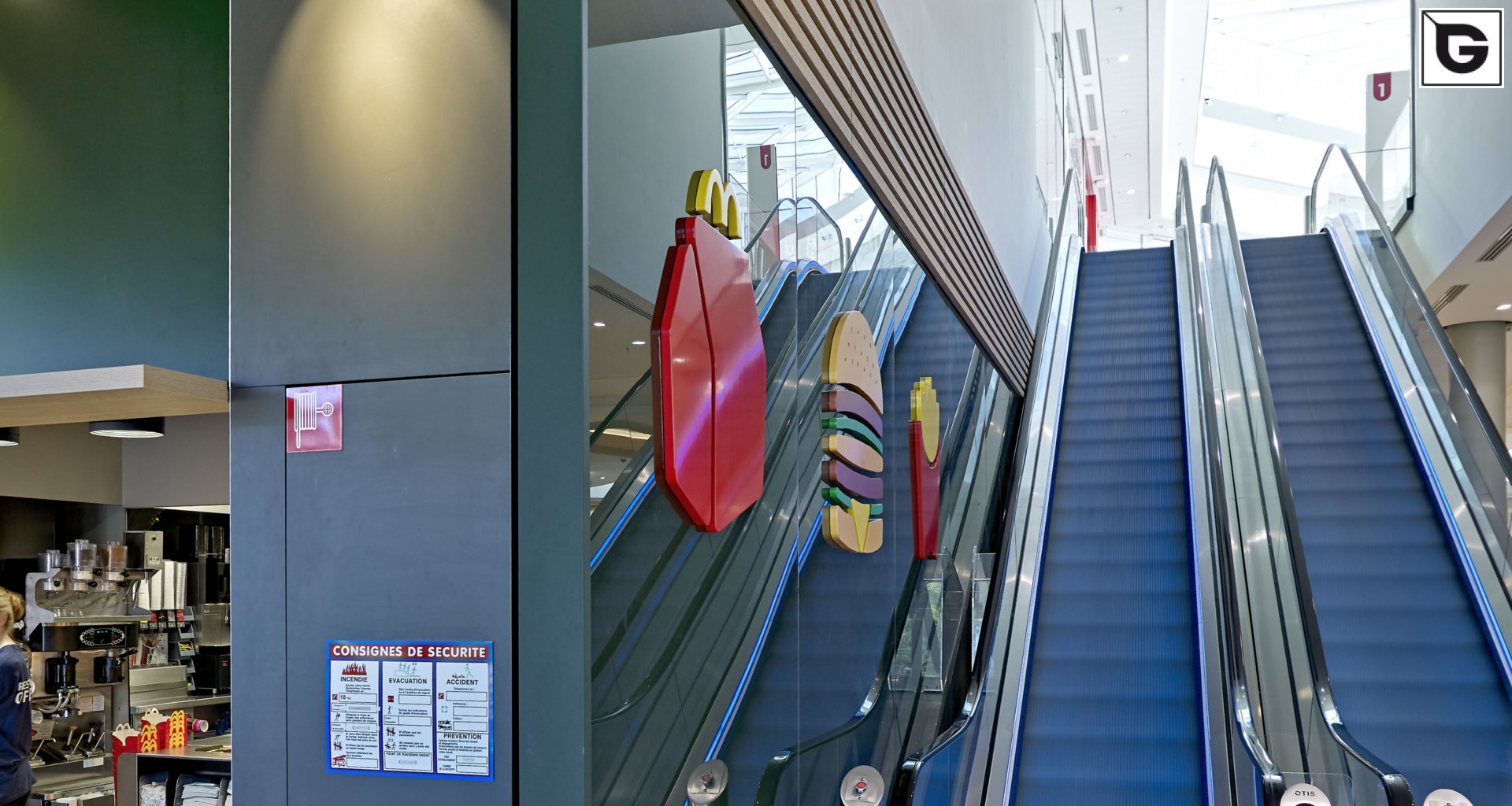 Restaurant und Hotelgewerbe_Offene Fassadenverkleidung - horiz._Restaurant