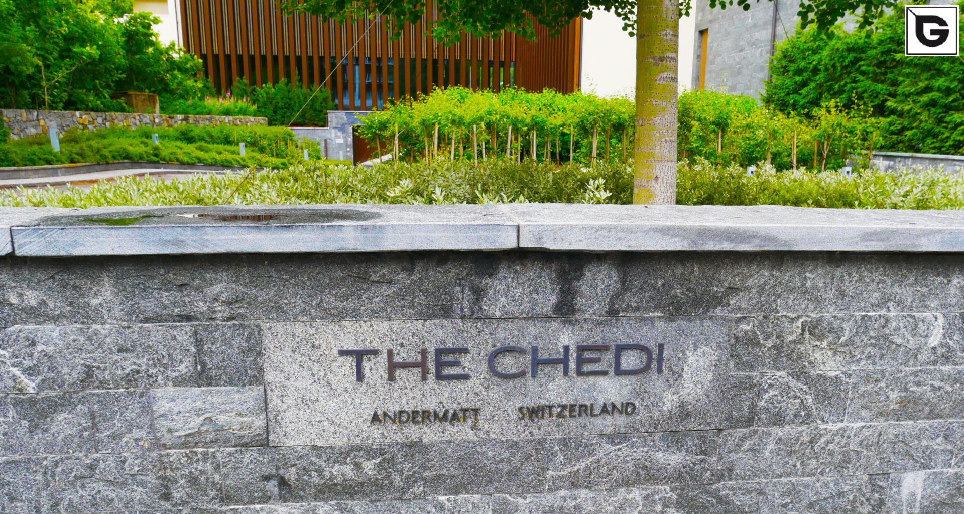 Restaurant und Hotelgewerbe_Terrasse Gewerbliche Nutzung_Am Wasser entlang