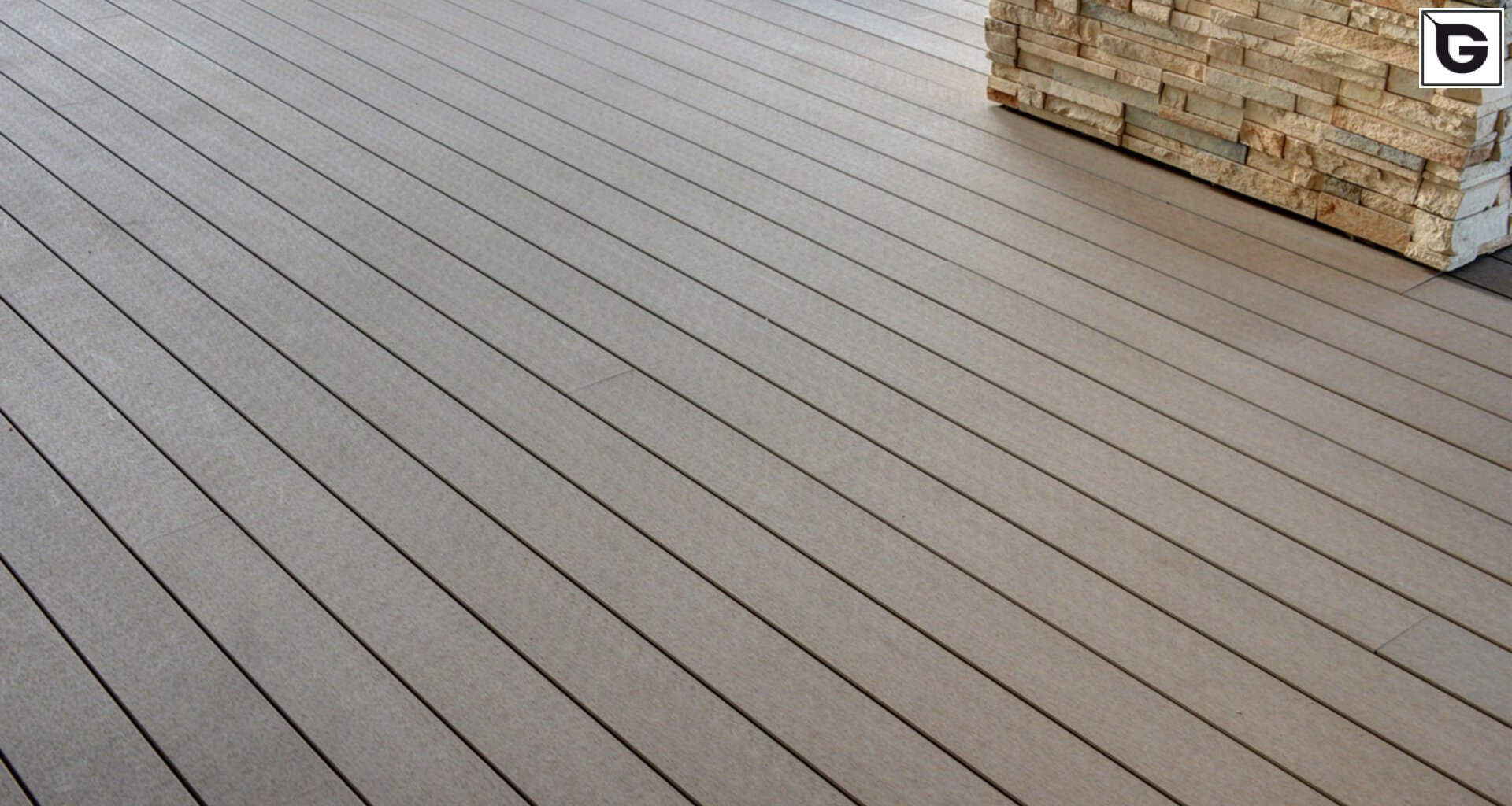 Institutionelle Einrichtungen_Horizontal Sonnenschutz, jalousien_Vorzeigeprojekte - Hybrid holz