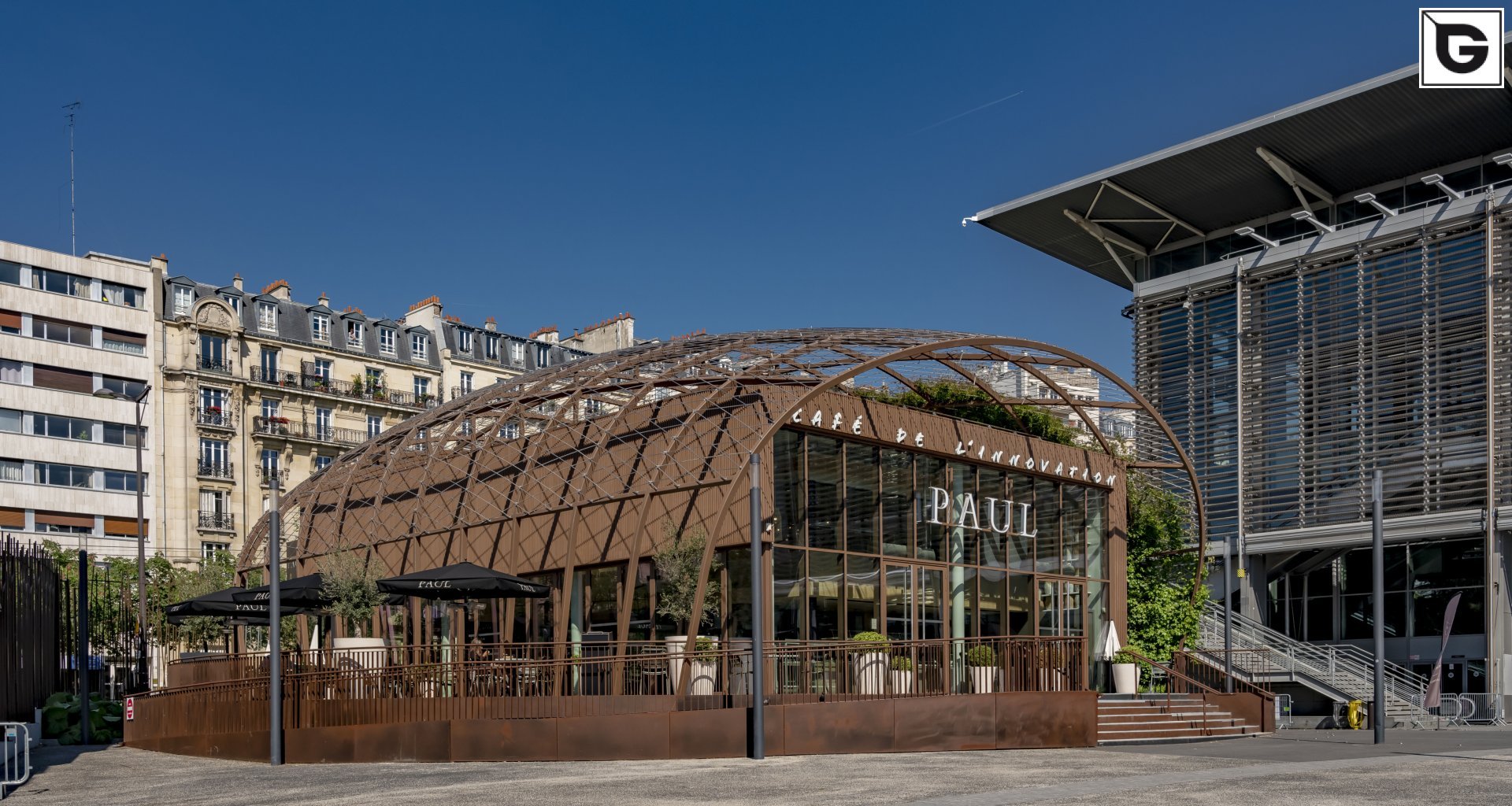 Institutionelle Einrichtungen_Offene Fassadenverkleidung - verti._Ausstellung, Museum