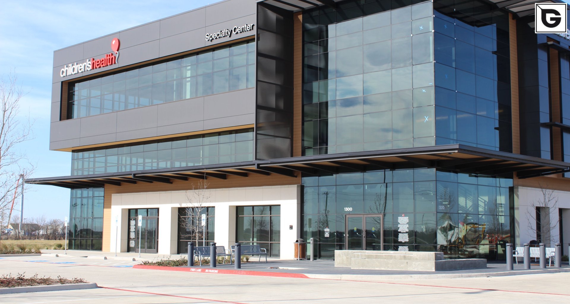 Wohngebäude_Offene Fassadenverkleidung - verti._Wohnhaus