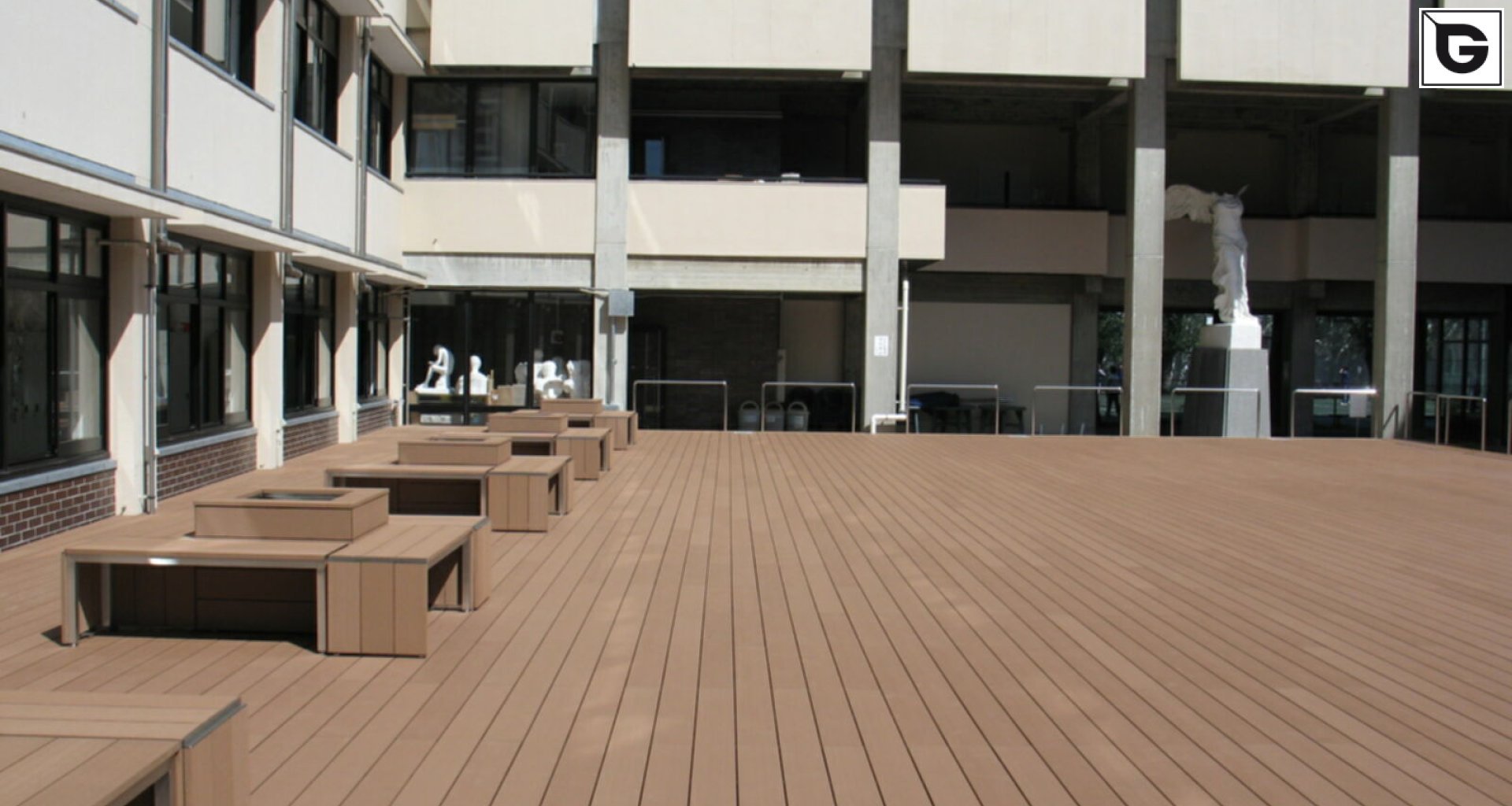 Institutionelle Einrichtungen_Terrasse Gewerbliche Nutzung_Gebogene Profilen