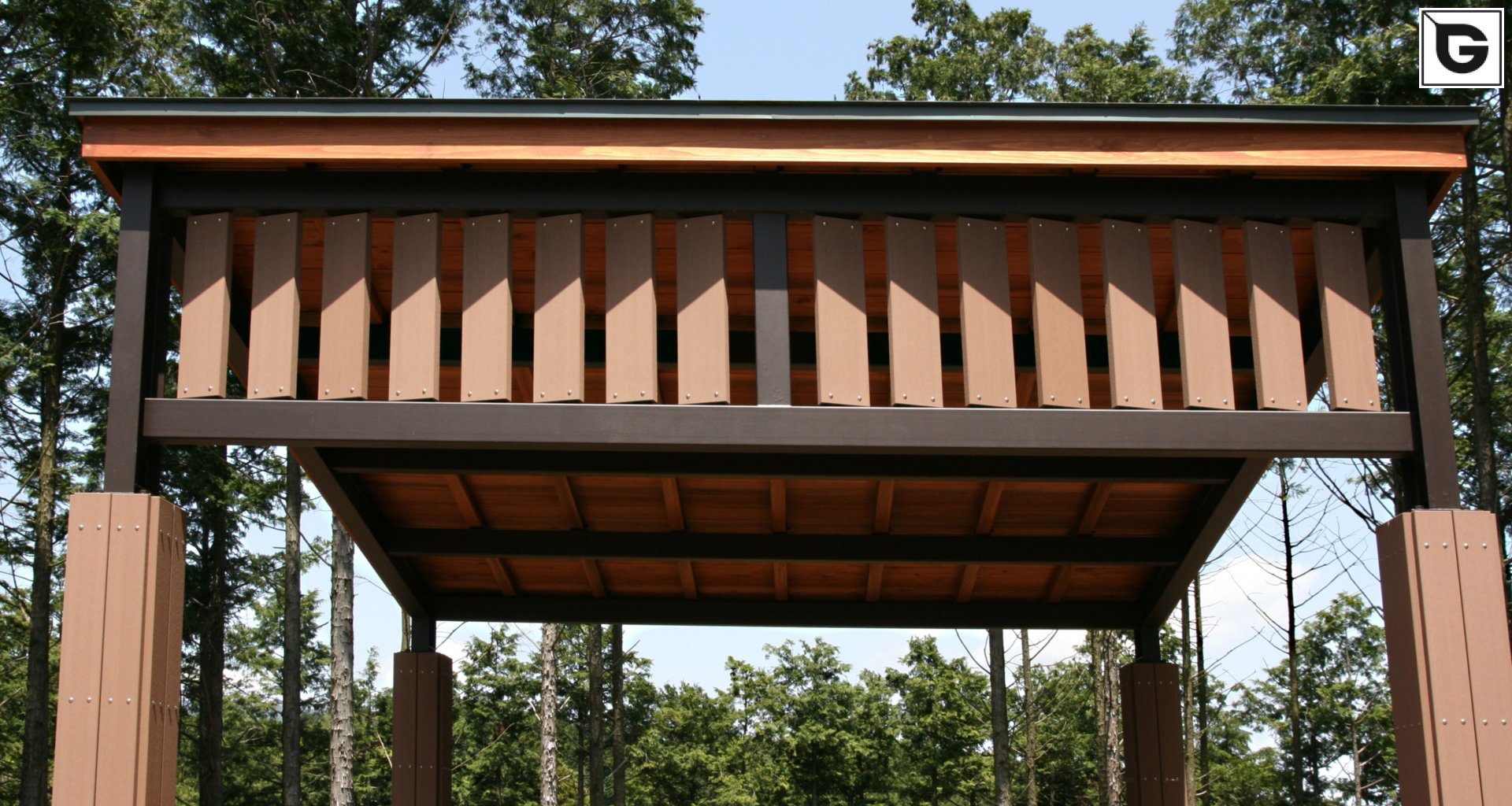 Institutionelle Einrichtungen_Pergola, Dachüberstand, Dach_Lehranstalt