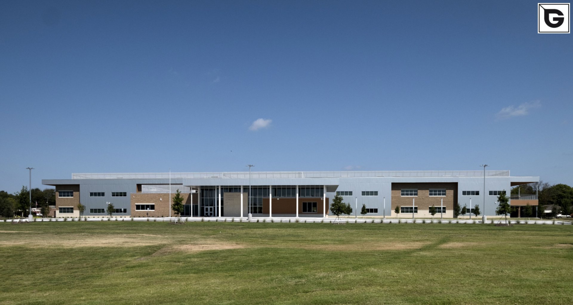 Institutionelle Einrichtungen_Dachuntersicht_Lehranstalt