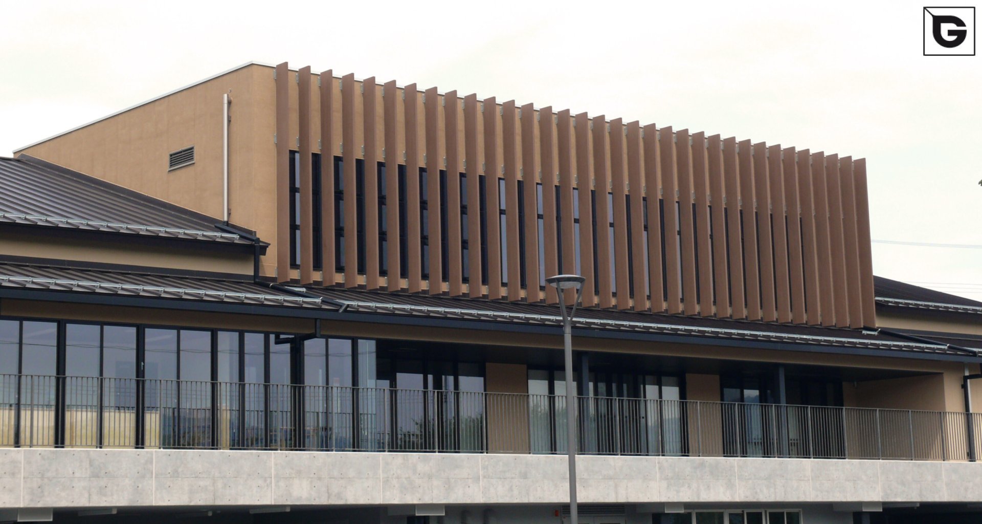 Institutionelle Einrichtungen_Vertical Sonnenschutz, jalousien_Lehranstalt