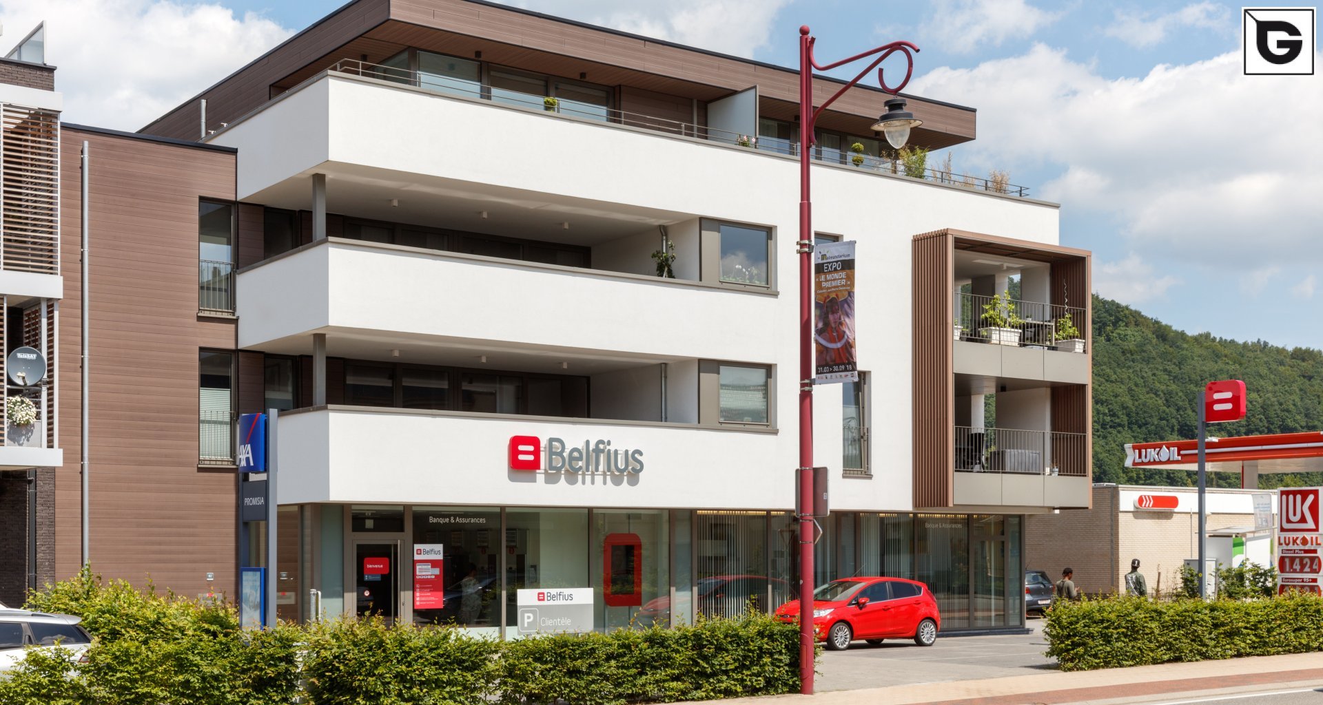 Kaufmännische Gebäude_Pergola, Dachüberstand, Dach_Finanzielle Institution