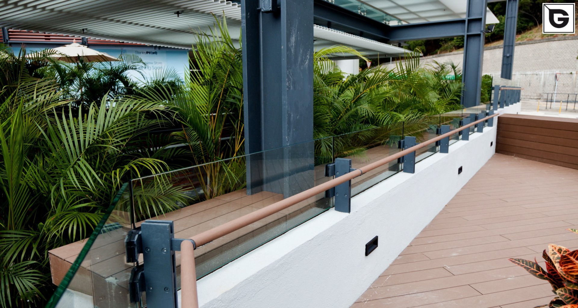 Kaufmännische Gebäude_Terrasse Gewerbliche Nutzung_Einkaufszentrum