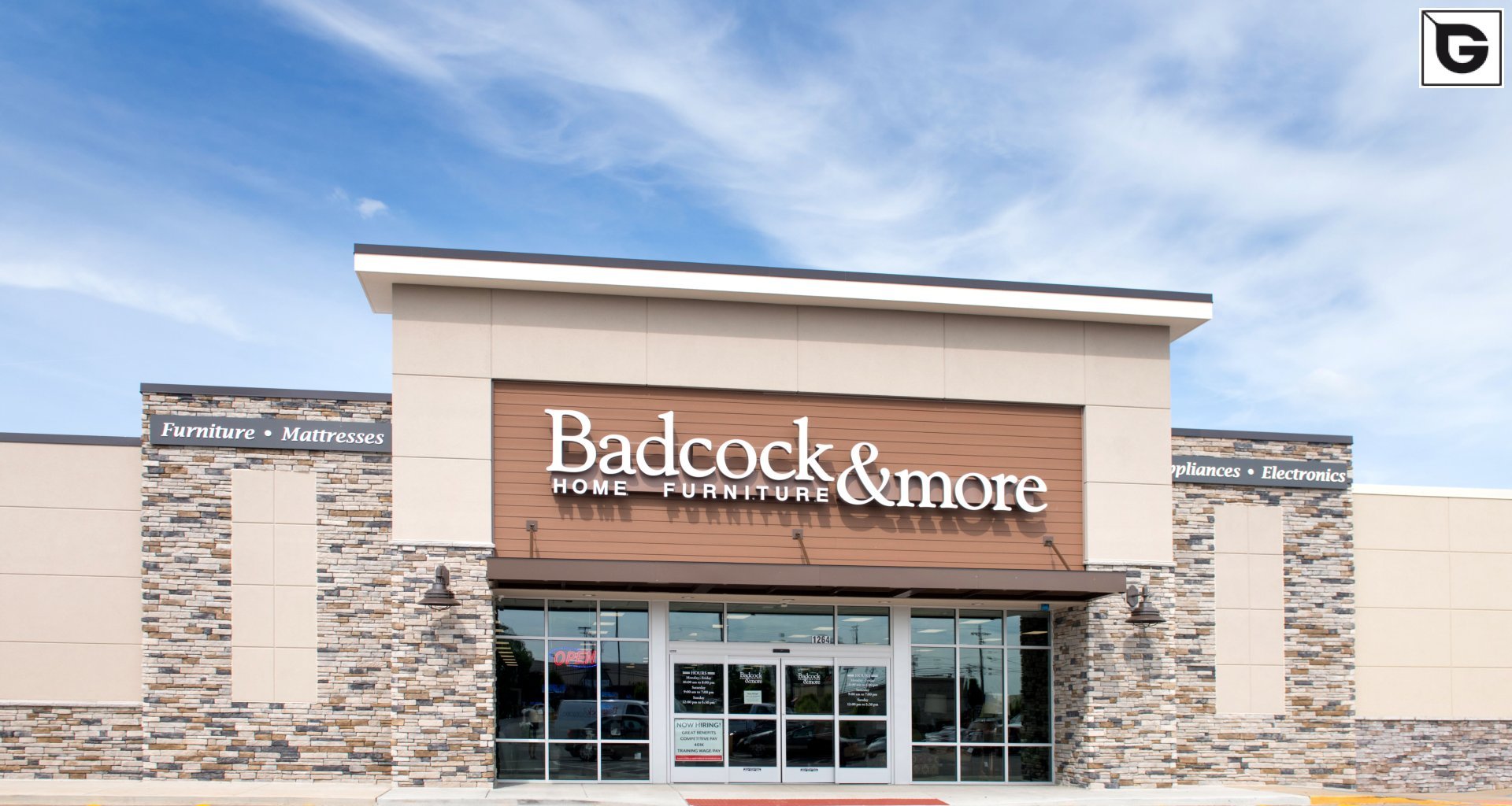 Kaufmännische Gebäude_Fassadenverkleidung - horizontal_Einkaufszentrum