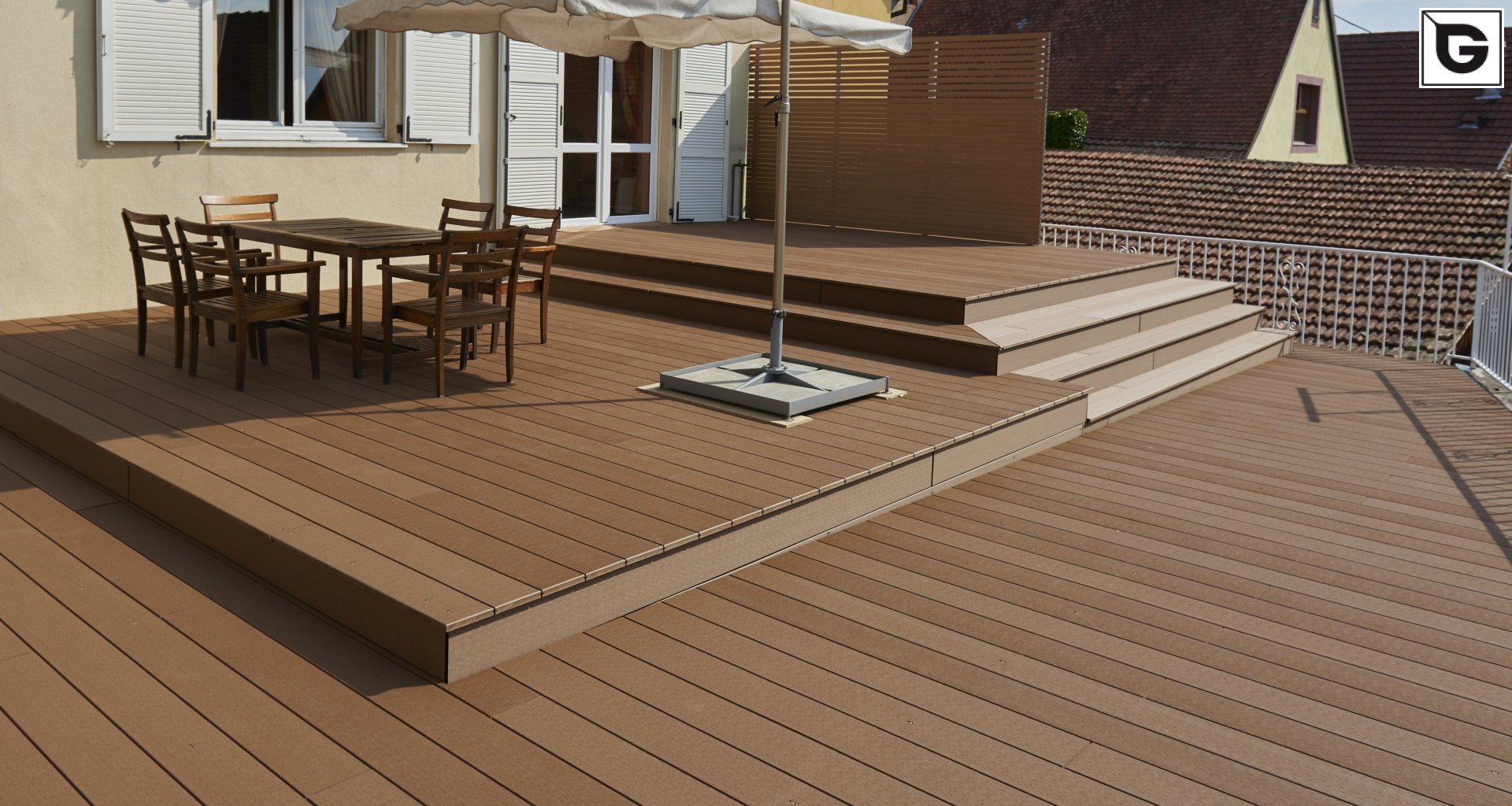 Privathaus_Dachanlage, Balk., Laufgang_Privatresidenz