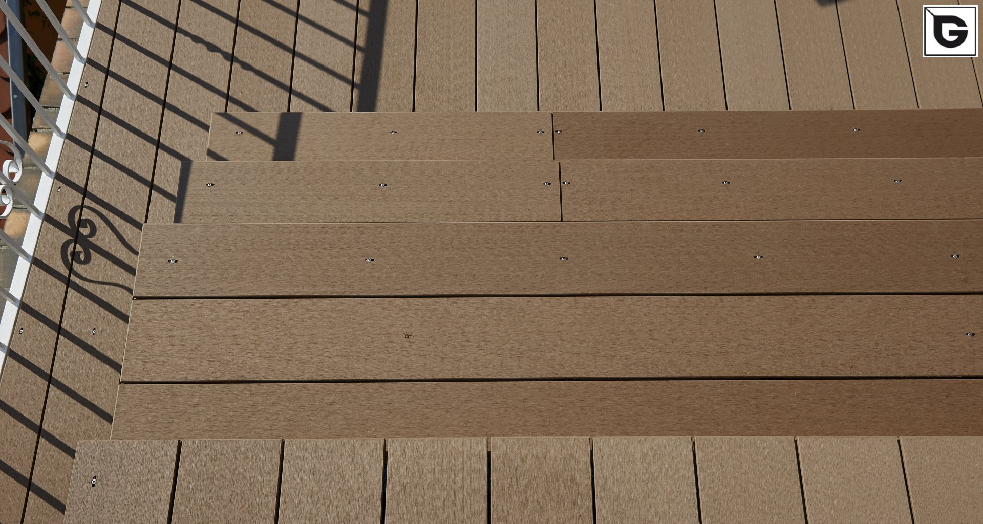 Privathaus_Dachanlage, Balk., Laufgang_Privatresidenz