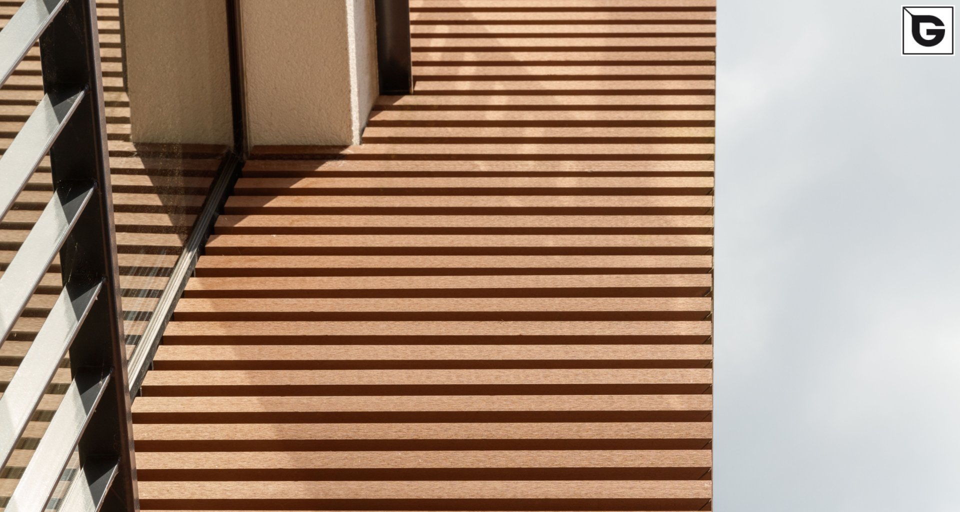 Wohngebäude_Offene Fassadenverkleidung - horiz._Wohnhaus