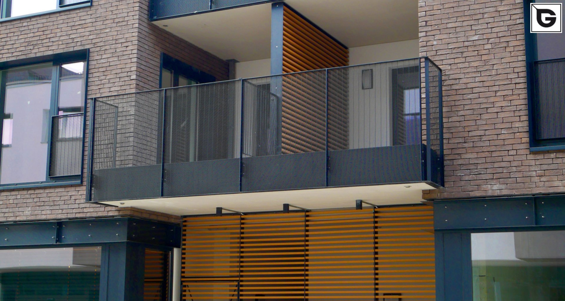 Wohngebäude_Sichtblenden, Gitterwerk, Sichtschutz_Wohnhaus