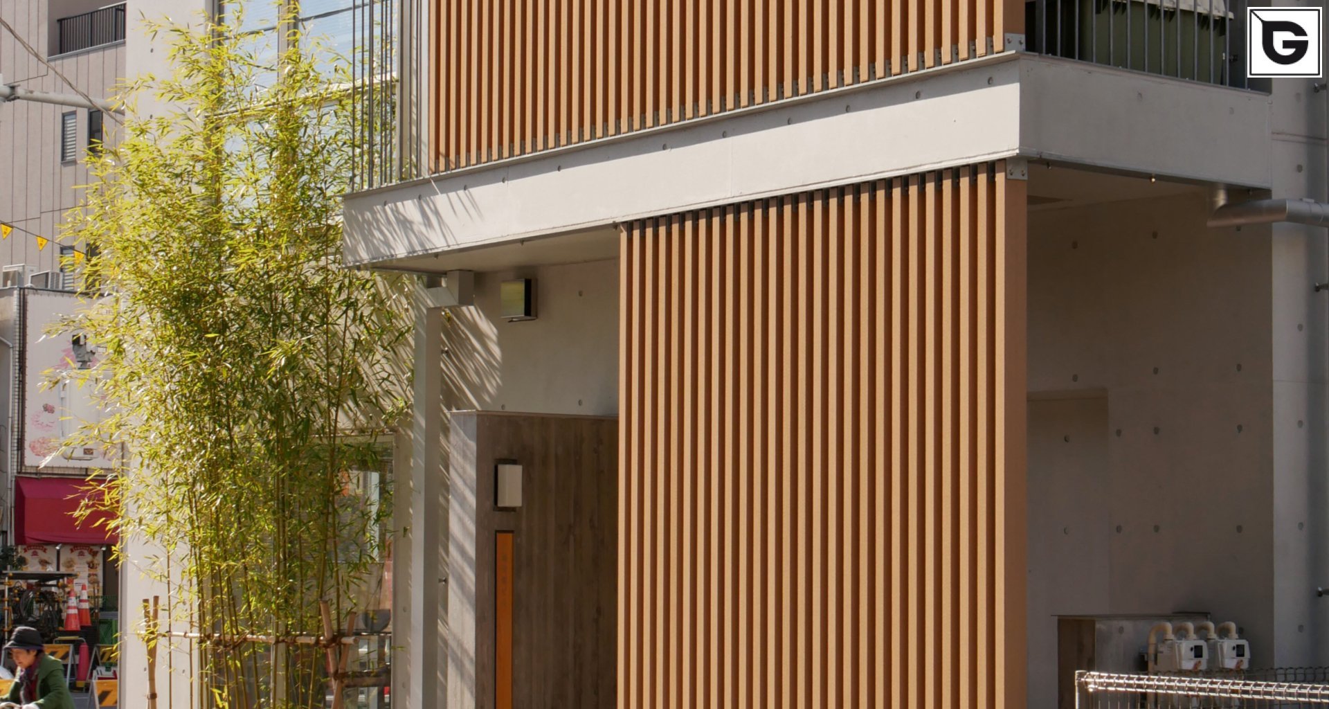 Wohngebäude_Vertical Sonnenschutz, jalousien_Wohnhaus