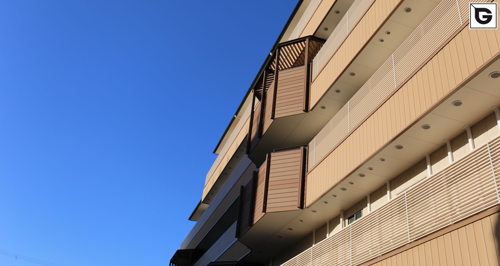 Wohngebäude_Verti & Horiz Fassadenverkleidung _Wohnhaus