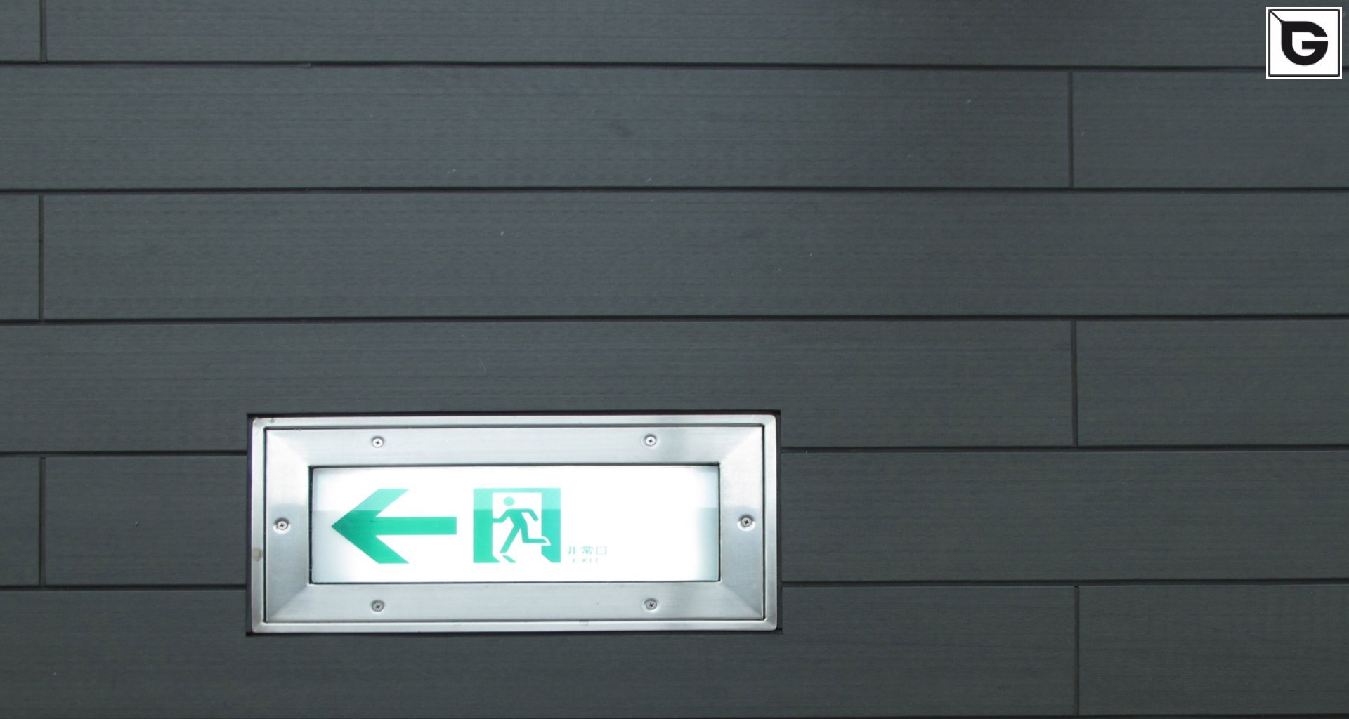 Transport-Einrichtungen_Terrasse Gewerbliche Nutzung_Flughafen, Bahnhof