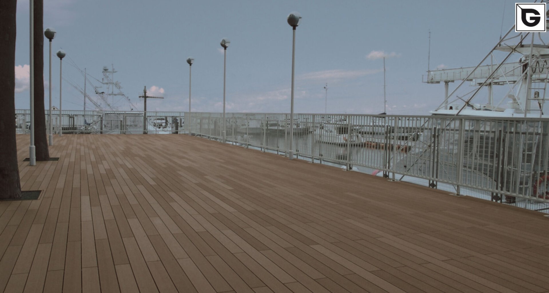 Transport-Einrichtungen_Stege, Bootsanleger_Am Wasser entlang