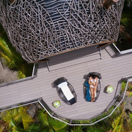 Restaurant und Hotelgewerbe_Brücken, Rampen, Gehweg_Vorzeigeprojekte - WPC holz 