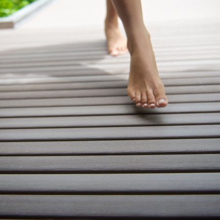 Restaurant und Hotelgewerbe_Lattenrost_Vorzeigeprojekte - WPC holz 