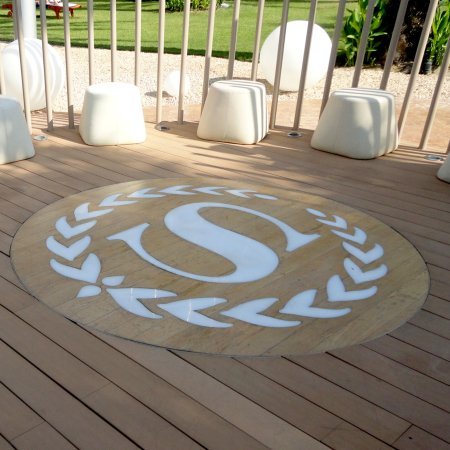 Restaurant und Hotelgewerbe_Terrasse Gewerbliche Nutzung_Hotel