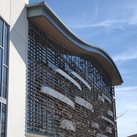 Institutionelle Einrichtungen_Horizontal Sonnenschutz, jalousien_Krankenhaus, Arztpraxis