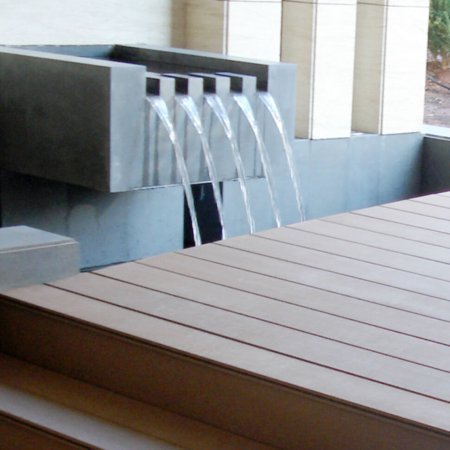 Transport-Einrichtungen_Brücken, Rampen, Gehweg_Brücke